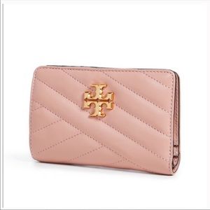 BRAND NEW TORY BURCH Kira Chevron Medium Wallet